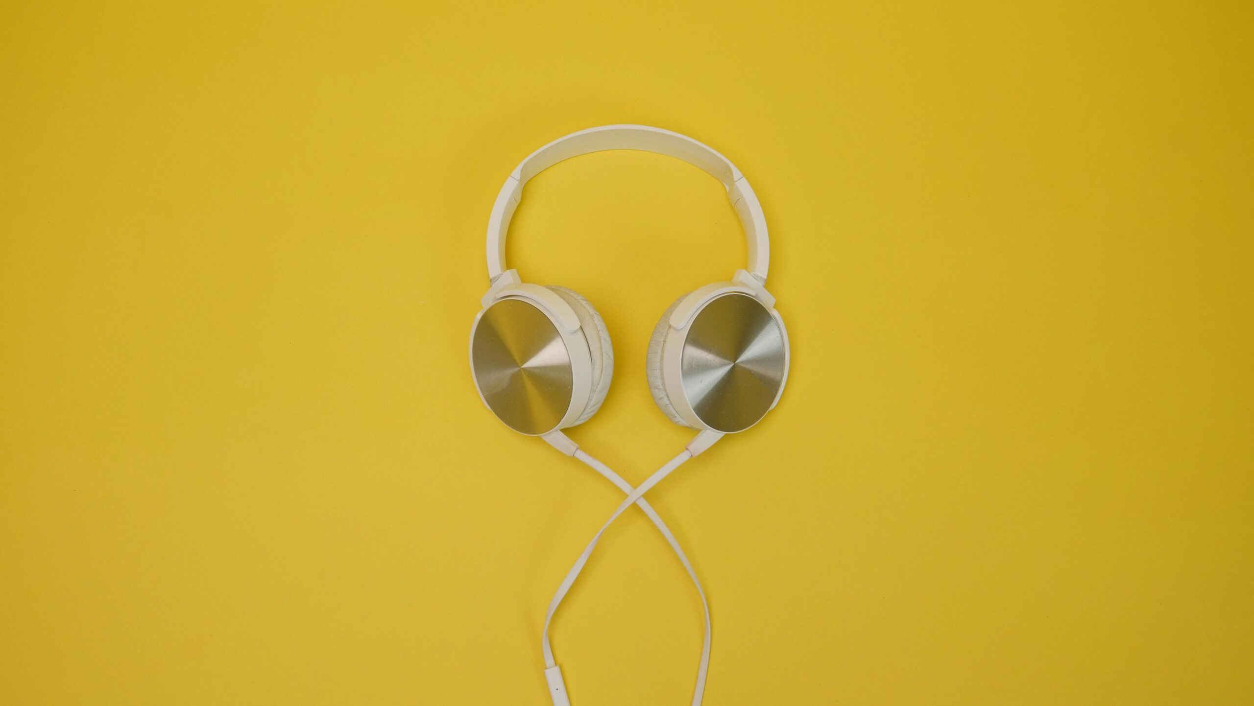 Imagem ilustrativa da notícia Conheça três podcasts que aproximam ciência do público com debates sobre tecnologia e sociedade 